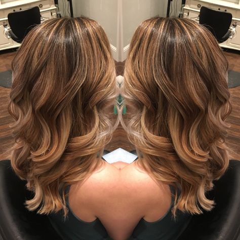 Baby lights , balayage , blonde balayage, brown balayage , dark balayage , light balayage , shadow root, #babylight #balayage #shadowroot #blondebalayage #brownbalayage Shadow Root Dark Brown, Caramel Balayage Dark Hair, Shadow Root Highlights, Dark Blonde Highlights On Brown Hair, Brown Balayage Dark, Shadow Balayage, Baby Lights Balayage, Balayage Shadow Root, Light Balayage