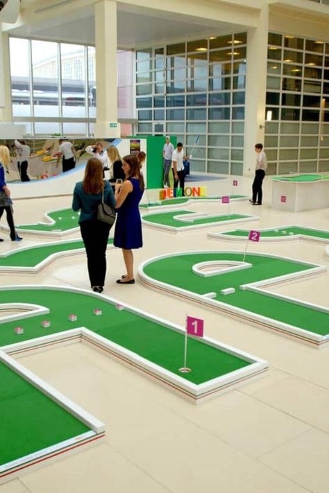 Mini Golf attraction hired for a shopping centre event in the UK. Our Mini Golf Attractions are perfect for boosting public engagement at events. Golf Pop Up Store, Interactive Event Activities, Golf Activation, Put Put Golf, Portable Mini Golf, Indoor Mini Golf, Golf Games, Golf Events, Indoor Golf