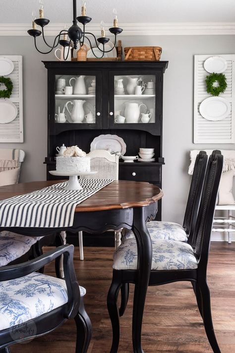 Autumn Dining Room, Black Dining Room Furniture, Black Dining Room Table, Black And White Dining Room, Painted Dining Table, Dining Table Makeover, Fall Dining Room, Autumn Dining, Dining Room Hutch