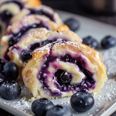 Blueberry Cheesecake Rolls Blueberry Cheesecake Rolls, Blueberry Rolls, Cheesecake Rolls, Blueberry Cinnamon Rolls, Blueberry Desserts Recipes, Banana Treats, Cream Cheese Rolls, Cake Rolls, Blueberry Desserts