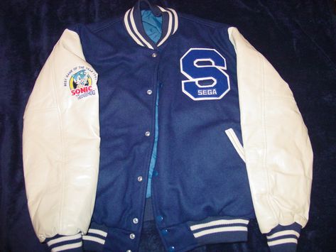 Ultra RARE UK Vintage Original Old School Sega Sonic the Hedgehog Child’s Jacket  This is a really neat retro Sonic the Hedgehog... Sonic Jacket, Video Game Outfits, Boys Closet, Fashion Design Drawings, Funky Fashion, Gaming Clothes, The Hedgehog, Best Games, Designs To Draw