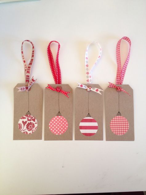 Gift Tag Crafts, Xmas Cards Handmade Diy Christmas Gift Tags, Gift Tag Ideas Christmas, Diy Gift Tags Ideas Birthday, Diy Xmas Gift Tags, Present Tags Diy, Xmas Gift Tags Homemade, Diy Christmas Gift Tags Easy, Handmade Tags Ideas