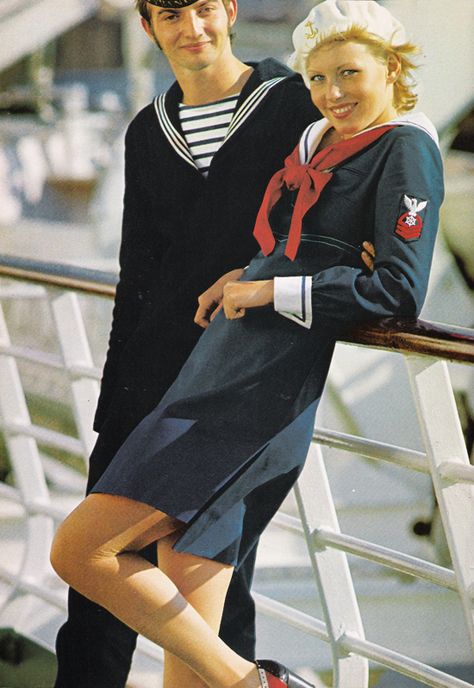 nautical_70s_style_4 Sailor Core Aesthetic, Vintage Sailor Costume, Nautical Aesthetic Fashion, Nautical Uniform, Nautical Costume, Nautical Fashion Women, Sailor Aesthetic, Nautical Inspired Outfit, Nautical Clothing