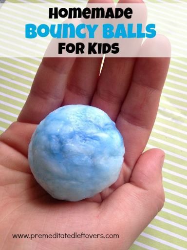 Here is an easy Homemade Bouncy Ball Recipe that uses borax, cornstarch, and glue. Kids will enjoy making and playing with these homemade bouncy balls. Ball Theme For Preschool, Ball Theme Preschool, Bouncy Ball Recipe, Homemade Bouncy Balls, Sport Themed Crafts, Bouncy Ball, Bouncy Balls, Sport Craft, Creative Curriculum