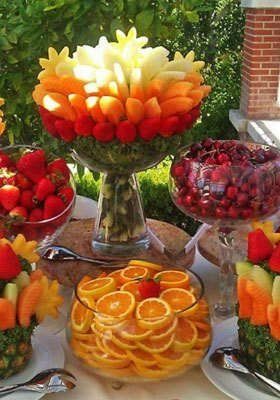 Fruit Tray Ideas, Fruit Buffet, Fruit Appetizers, Fruit Platter Designs, Fruit And Veggies, Decorações Com Comidas, Fruit Displays, Fruit Kabobs, Fruit Display