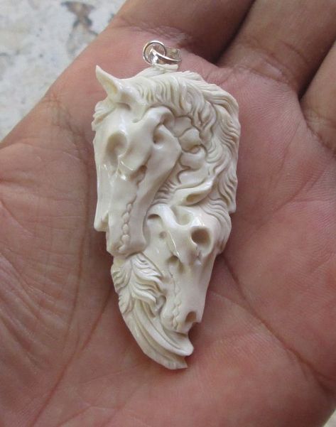 Carving Bone, Three Angels, Horse Skull, Antler Crafts, Antler Art, Bone Crafts, Bone Art, Bone Jewelry, Bone Pendant