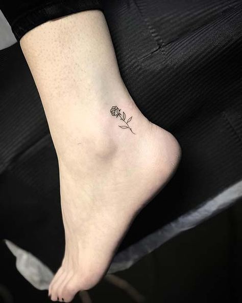 Rose On Ankle Tattoo, Small Rose Tattoo Ankle, Ankel Tattoos Tiny, Ankel Tattoos Simple, Ankle Tattoos For Women Classy, Rose Tattoo Ankle, Rose Ankle Tattoo, Small Ankle Tattoos For Women, Small Ankle Tattoo