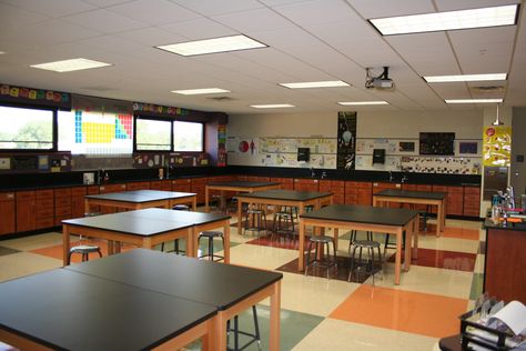 Thompson Junior High Science Lab Classroom   www.kluberinc.com Science Lab Classroom Set Up, High School Classroom Design, Teacher Room Decorations, School Classroom Design, Science Lab Classroom, Classroom Design Ideas, Teaching Hacks, Classroom Decor Middle, Future Science