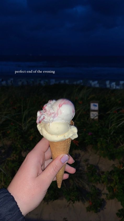 Summer vibe, ice cream, summer nights, instagram Ice Cream Post Instagram, Ice Cream Snap Ideas, Ice Cream Photo Ideas Instagram, Ice Cream Story Ideas, Ice Cream Pictures Instagram, Summer Snaps Ideas, Ice Cream Snap Story, Ice Cream Ig Story, Dessert Captions Instagram