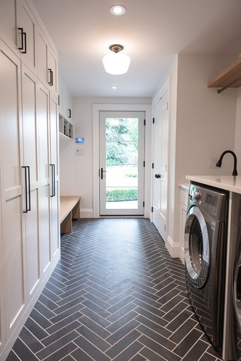 Mud Room Laundry Room Combo, Storage Laundry Room, Laundry Room/mudroom, Mudroom Remodel, Pantry Laundry Room, Dream Laundry Room, Laundry Room Flooring, Mudroom Decor, Mudroom Laundry Room