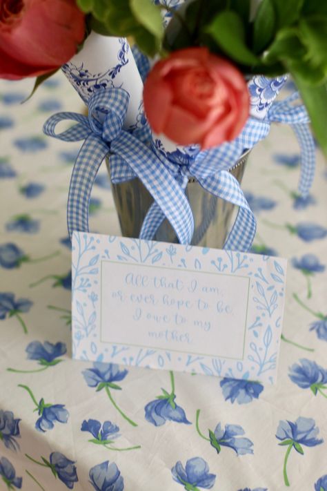 Mother’s Day Tablescape with Fifty Flowers Ace Hat, Fifty Flowers, Sarah Tucker, Arranging Flowers, Florida Sunset, Setting The Table, Mom Friends, Celebrate Mom, Friends Mom