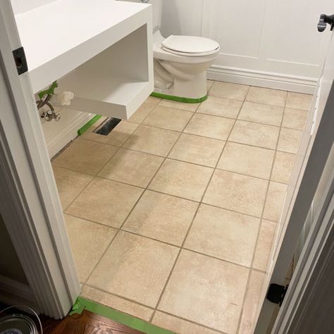 Bathroom Ideas With Brown Tile Floor, Bathrooms With Brown Tile Floors, Brown Tiled Bathrooms Ideas, Brown Tile Bathroom Makeover, Bathroom Ideas With Tan Tile Floor, Bathroom Taupe Tile, Beige Bathroom Makeover, Black White Tan Bathroom, Beige Tile Floor Bathroom