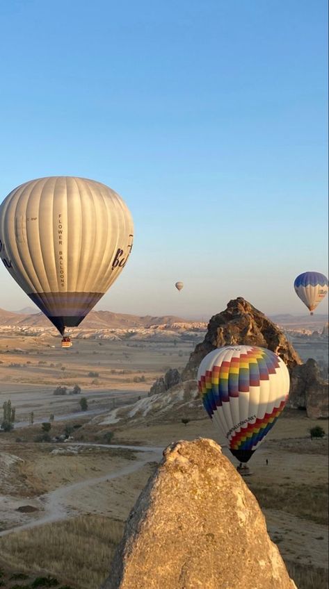 Family Resorts, Traveling The World, Hot Air Balloons, Inclusive Resorts, Air Balloons, All Inclusive Resorts, Pretty Places, Travel Inspo, Travel Life