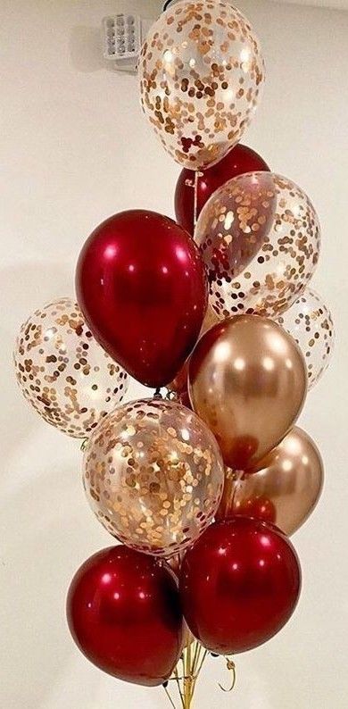 Maroon Black And Gold Party Decorations, Red And Gold 18th Birthday Party, Maroon Party Decor, Gold And Red Decorations Party, Red White And Gold Sweet 16 Decorations, Red Birthday Decoration Ideas, Gold And Red Party Decorations, Red And Silver Party Decor, Christmas Sweet 16 Party Ideas