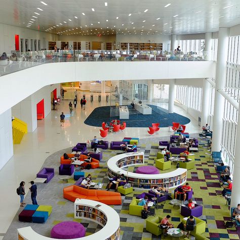 James V Hunt Library at North Carolina State University -Rain Garden Reading Lounge by Mal Booth, via Flickr Reading Lounge, North Carolina State University, Library Architecture, School Interior, Library Furniture, The Lobby, Education Architecture, Rain Garden, Education Design