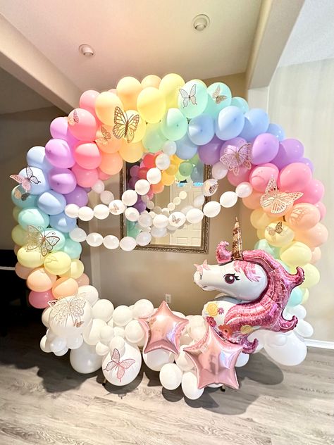 Unicorn Balloons Decoration, Balloon Decoration Unicorn, Unicorn Theme Balloon Decoration, Unicorn Birthday Party Ideas Decoration Rainbow Theme, Rainbow Unicorn Balloon Arch, Pastel Unicorn Balloon Garland, Unicorn Balloon Arch Ideas, Unicorn Party Balloon Decorations, Birthday Decoration Unicorn Theme