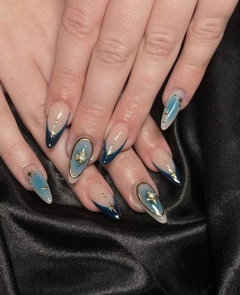 Eight Pointed Star, Dark Blue Nails, Almond Nails Designs, Blue French, Nails Halloween, Nail Essentials, Star Blue, Nail Swag, Fire Nails