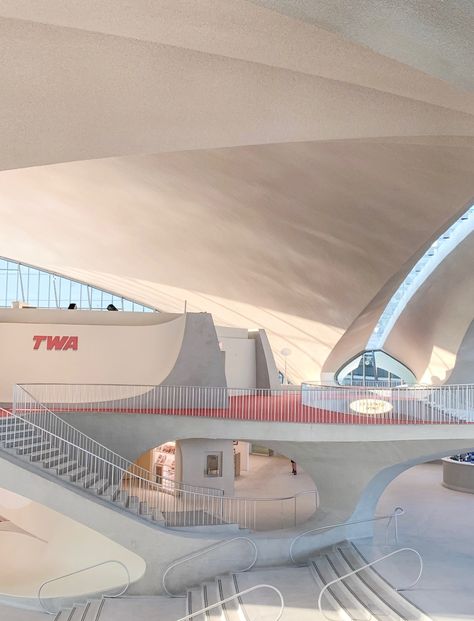 Twa Hotel Aesthetic, Twa Hotel Jfk, Jfk Airport Aesthetic, Airport Design Architecture, Twa Airport, Twa Flight Center, Minimalism Architecture, Twa Terminal, Night In Nyc