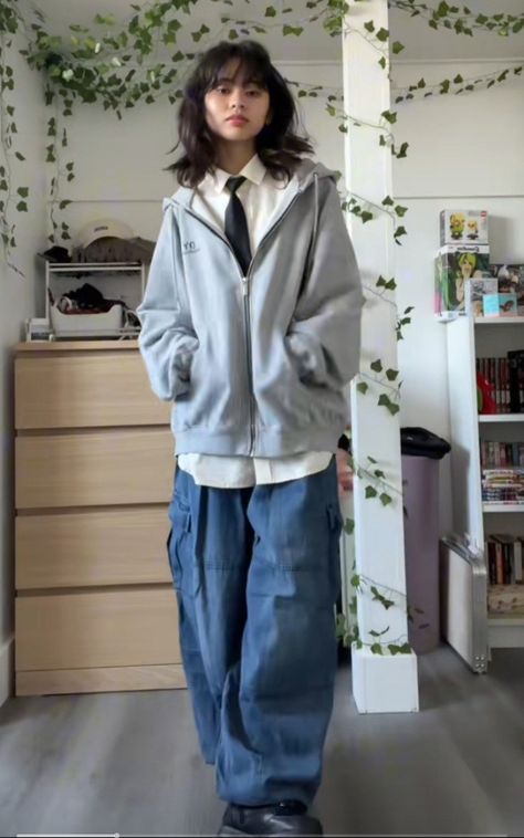 Pakaian Hipster, Tomboy Stil, Tomboy Outfit, Baggy Outfit Ideas, Boyish Outfits, Trendy Outfits For Teens, Tomboy Outfits, Tomboy Style Outfits, Simple Trendy Outfits