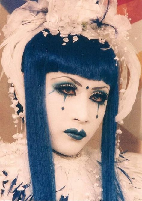 Visual Kei Makeup, Malice Mizer, Kei Visual, Manama, Aesthetic People, Blue Makeup, Ethereal Art, Hair And Makeup, Visual Kei