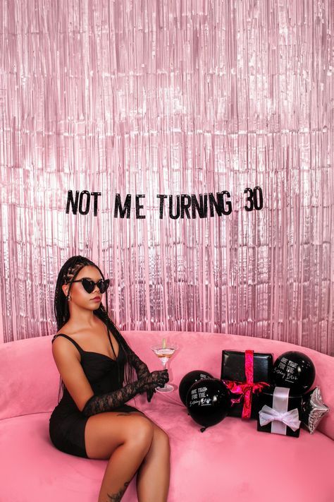 30th At Home Birthday Ideas, Glitter 30th Birthday Party, 30th Birthday And Bachelorette, Thirty Fine Birthday Photoshoot, 30 Birthday Party Outfit, 29 Birthday Decoration Ideas, 30s Birthday Photoshoot Ideas, 30th Birthday Event Ideas, Birthday Themes 30th