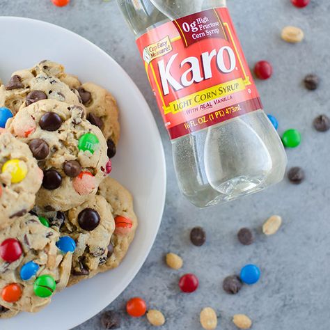 Karo Recipes, Soft Monster Cookies, Chewy Monster Cookies, Monster Cookie Recipe, Oats Chocolate, Monster Cookie Bars, Monster Cookies Recipe, Quick Cookies Recipes, Oatmeal Raisin Cookies Chewy