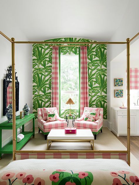 9 Inspired Ways to Incorporate Wallpaper Into Your Home - The Scout Guide Palm Beach Decor, Add A Room, Palm Beach Style, Society Social, Gorgeous Bedrooms, Colorful Space, Hans Wegner, George Nelson, Plywood Furniture