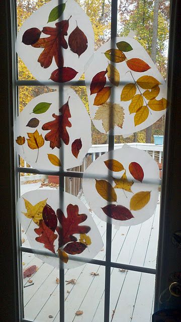 Perfect (easy) way to display fall leaves.  Leaves are ironed between two pieces of wax paper. Crafts With Leaves, Pressing Leaves, Wax Paper Crafts, Autumn Leaves Craft, Leaf Projects, Fall Preschool, Nature Walk, Leaf Crafts, Fall Craft