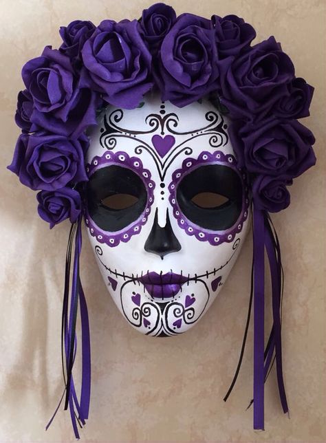 Helen's Xmas 2016 Plaster Masks Ideas, Mascaras Aesthetic, Masks Drawing, Halloween Mask Craft, Mascara Oni, Diy Halloween Masks, Diy Mascara, Mascaras Halloween, Luxurious Accessories