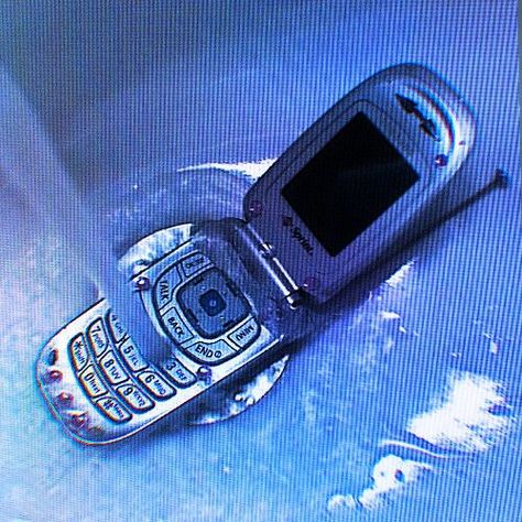 Cell Phone, Screen, Water, Blue