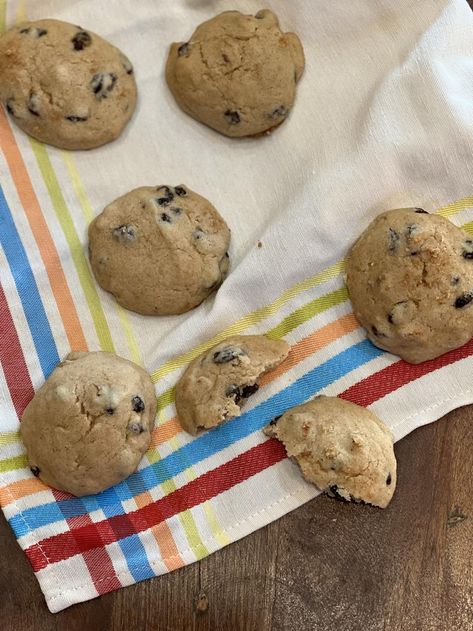 Gluten Free Applesauce Cookies Gluten Free Applesauce Cookies, Recipe Using Applesauce, Applesauce Cookies, Old Fashioned Recipe, Plain Cookies, Applesauce Cake, Gluten Free Flour Blend, Raisin Cookies, Gf Recipes