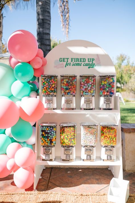 Elote Station Party, Diy Candy Wall, Snack Wall, Cheerleader Birthday Party, Candy Booth, Party Rental Ideas, Cheerleader Birthday, Candy Wall, Boba Shop