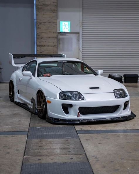 Toyota Supra MK4 🤟  @mochio80 #jdm #mk4 #toyota #iconiccars #car #cars Mk4 Toyota Supra, Mk 4 Supra, Super Mk4, 1994 Supra, White Supra Mk4, 1995 Toyota Supra, White Supra, Toyota Supra Rz, Mk4 Supra