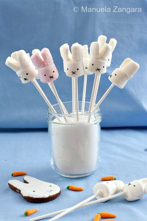 Marshmallow bunny pops...tutorial... by MyLittleCornerOfTheWorld Miffy Party Ideas, Miffy Theme Birthday Party, Bunny Party Ideas, Miffy Birthday, Miffy Party, Miffy Cake, Bunny Pops, Easter Marshmallow, Marshmallow Bunny