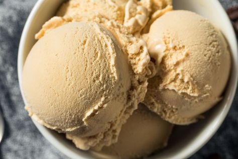 Bone Broth Is the Wellness World's Newest Favorite Ice Cream Mix-In Low Sugar Ice Cream, Coffee Ice Cream Recipe, Coffee Milkshake, Gelato Recipe, Ice Cream Base, Ice Cream Day, Coffee Ice, No Churn Ice Cream, Homemade Coffee