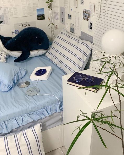 Light Blue Rooms, Ocean Room Decor, Blue Room Decor, Ocean Themed Bedroom, Ocean Room, Dekorasi Kamar Tidur, Room Redesign, Room Deco, Cozy Room Decor