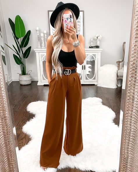 Boho Outfits For Office, Boho Fashion Inspo Outfits, Boho Outfits For Thick Body Type, Western Chic Fall Outfits, Women 30 Years Old Fashion, Clothes For 35 Year Old Women, Boho Work Outfit Summer, Boho Business Outfits, Spring Vibes Outfit