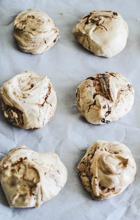 Decadent Nutella™ makes these light and pillowy meringue cookies extra delicious. Each bite has a swirl of rich Nutella! There meringues are so easy to whip up and will satisfy that chocolate craving pretty quickly! #merinuges #nutella #chocolate #baking #dessert #savoringitaly Italian Baking, Nutella Snacks, Chocolate Meringue, Nutella Desserts, Hot Chocolate Gifts, Soft Chocolate Chip Cookies, Nutella Cookies, Italy Food, Nutella Recipes