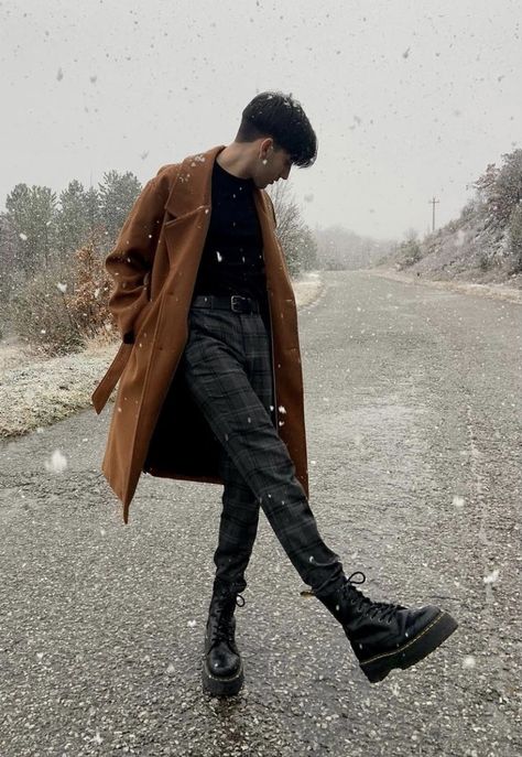 Layered Masc Outfits, Androgynous Amab Fashion, Masc Winter Clothes, Male Barista Outfit, All Black Outfit Nonbinary, Nordic Outfit Men, Winter Nonbinary Outfits, Transmasc Business Casual, Male Witch Fashion