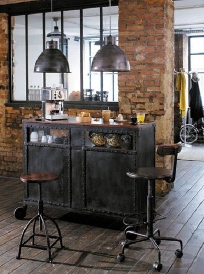 Déco Industrielle                                                                                                                                                                                 Plus Industrial Style Bar, Urban Industrial Decor, Industrial Style Home, Industrial Style Decor, Industrial Living, Industrial Interiors, Loft Living, Coffee Shop Decor, Design Del Prodotto