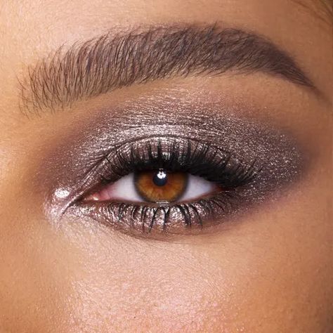 HYPNOTISING POP SHOTS Charlotte Tilbury Eyeshadow, Disco Makeup, Grey Smokey Eye, Gem Makeup, Taupe Eyeshadow, Silver Eye Makeup, Shimmer Eye Makeup, Make Your Eyes Pop, Silver Eyeshadow