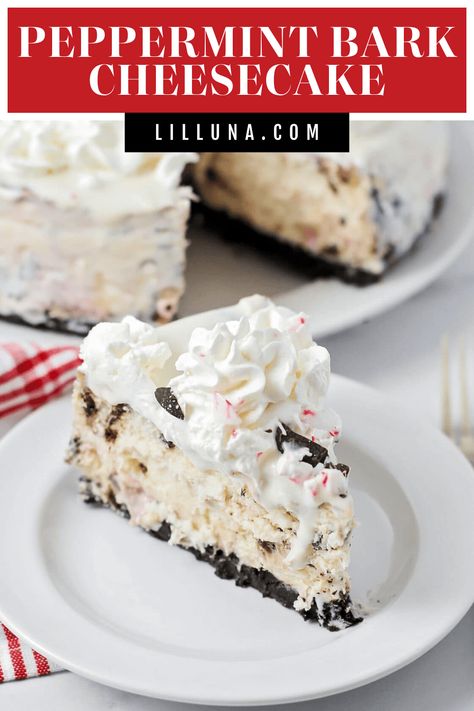 Oreo crust Peppermint Bark Cheesecake is packed with both white and milk chocolate and loaded with peppermint flavor!! #peppermintbarkcheesecake #peppermintbark #cheesecake #cheesecakerecipe #holidaytreats Peppermint Bark Cheesecake, Peppermint Chocolate Chip Cookies, Oreo Crust Cheesecake, Peppermint Cheesecake, Chocolate Crust, Homemade Cheesecake, Oreo Crust, Peppermint Bark, Christmas Food Desserts