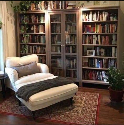 Reading Room Decor, Small Modern Living Room, Living Room Ideas Farmhouse, Room Furniture Design, Book Room, Small Living Room Decor, Furniture Design Living Room, Room Deco, Living Room On A Budget