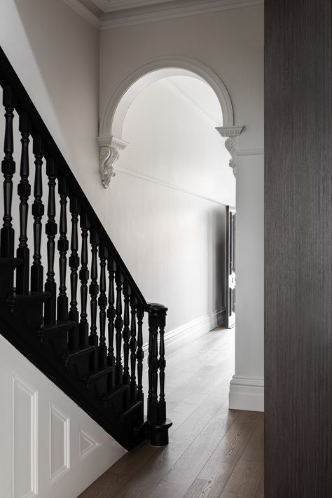 Victorian Terrace Decor, Terrace Staircase, Uk House Renovation, Victorian Terrace Landing, Open Staircase Victorian Terrace, Stairs Victorian House, Dark Victorian Staircase, Stairs Victorian, Contemporary Victorian Interiors