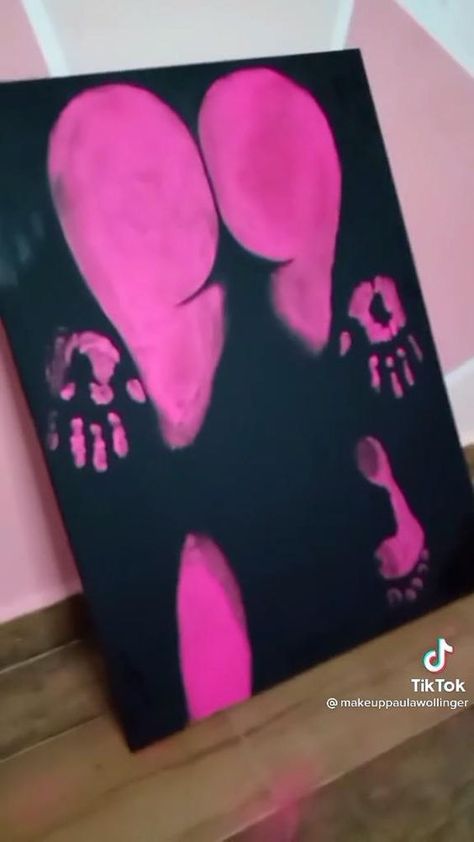 Painting Ideas On Canvas For My Boyfriend, Diy Canvas Gifts For Boyfriend, Painted Gifts For Boyfriend, Canvas Idea For Boyfriend, Paint On Back Boyfriend, Cute Crafts For Your Boyfriend Creative, Valentines Gift For Boyfriend Painting, Paint Gifts For Boyfriend, Body Paintings Female Tiktok