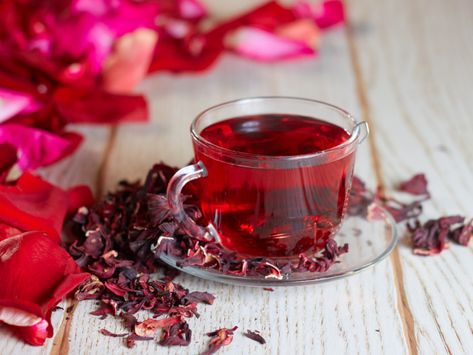 Teas For Headaches, Hibiscus Tea Benefits, Hibiscus Flower Tea, Dried Hibiscus Flowers, Hibiscus Sabdariffa, Diet Soda, Healthy Teas, Drink Tea, Cold Home Remedies