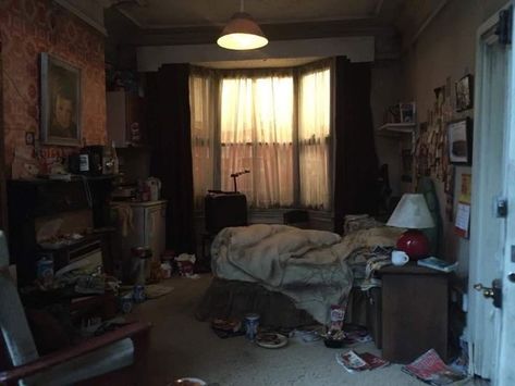 Trashed Apartment Aesthetic, Shameless Room Aesthetic, Trailer Aesthetic Inside, Cheap Apartment Aesthetic, Trashed Room, Messy Room Aesthetic, Grunge House, Messy Bedroom, David Williams