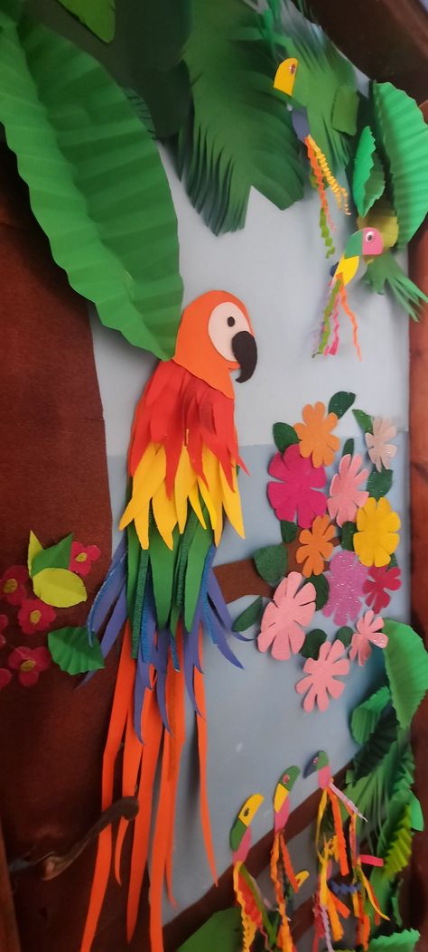 The Great Jungle Journey Vbs 2024 Crafts Ideas, Tropical Hallway Decor School, African Safari Bulletin Board Ideas, Costa Rica Bulletin Board, Jungle Display Classroom, Jungle Bible School Theme, Jungle Summer Camp, Birds Classroom Decoration, Rainforest Door Decoration