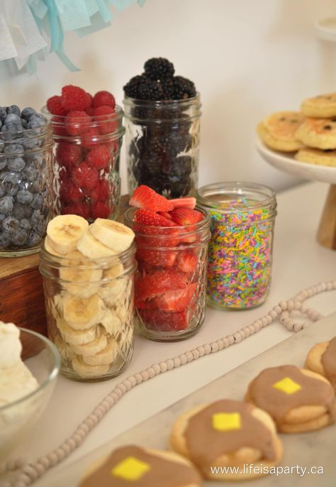 Sleepover Pancake Bar, Pancakes And Pajamas Party Food, Pancake Tuesday Ideas, Birthday Breakfast Party Decor, Pancake Buffet Bar, Breakfast And Pjs Birthday Party, Pj And Pancake Party Ideas, Pancakes And Pjs Birthday Party, Pancake Party Decorations