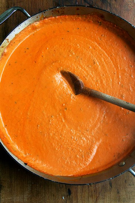 Ina Garten's Pasta Alla Vecchia Bettola (Best Vodka Sauce Ever) | Alexandra's Kitchen Ina Garten, Aioli, Pasta Alla Vodka, Vodka Sauce Recipe, Barefoot Contessa Recipes, Pink Sauce, Ina Garten Recipes, Vodka Sauce, Manchego